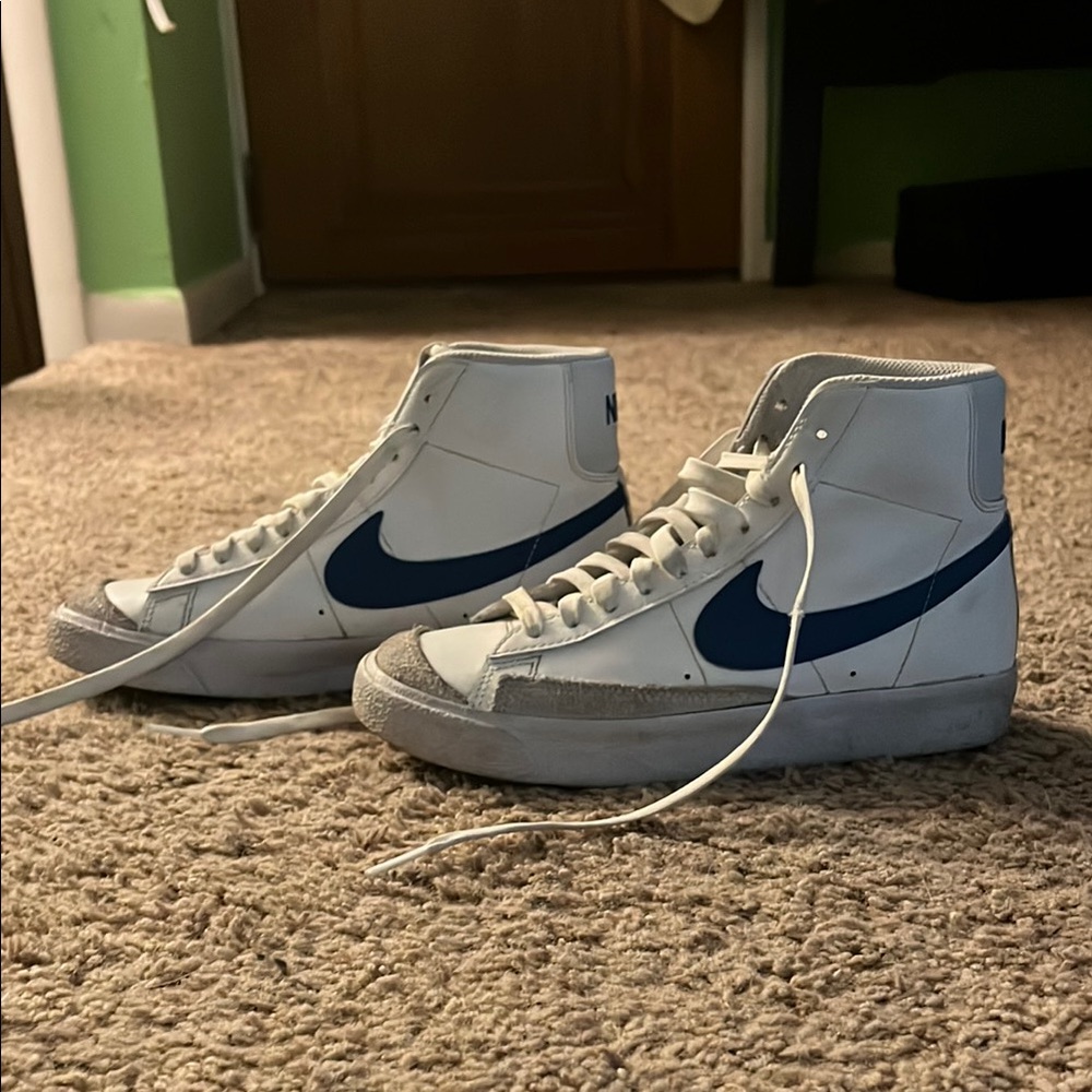 Nike blazer mid 77